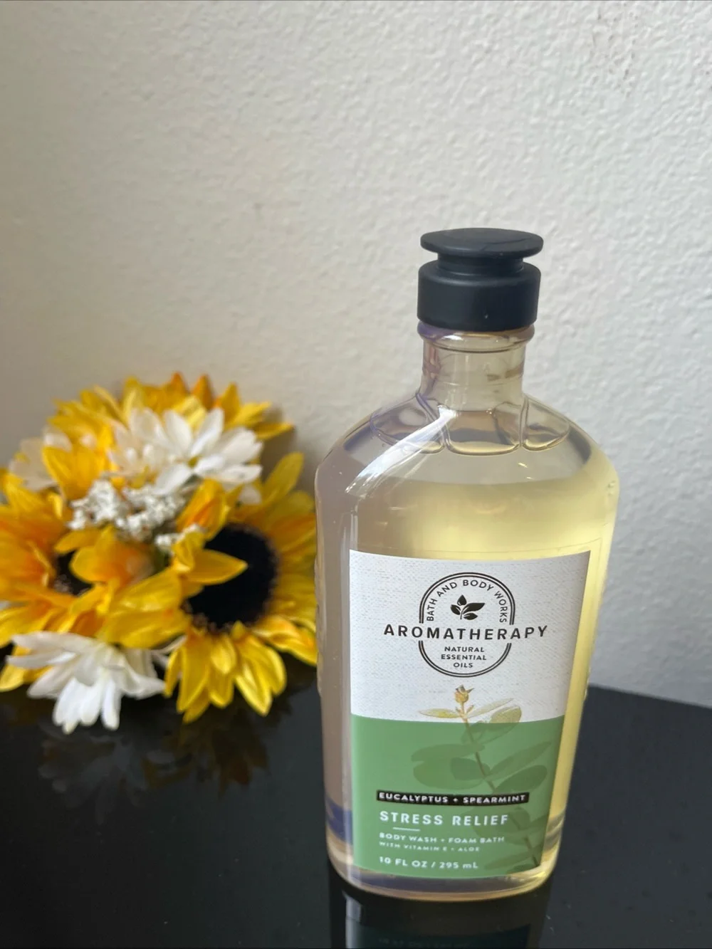 Bath Body Works Aromatherapy Stress Relief Eucalyptus Spearmint Body Wash